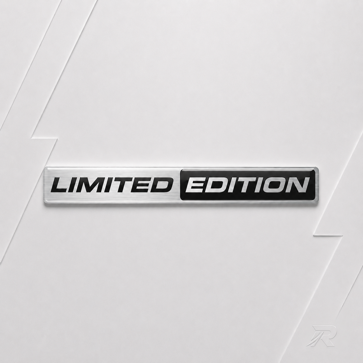 Emblema Limited Edition Premium Preto / Prata Escovado